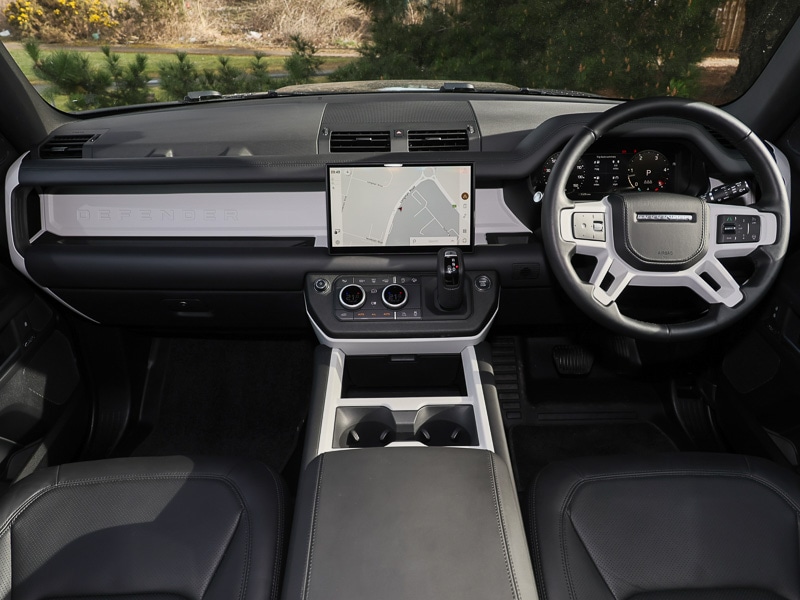 Used Land Rover Defender 2024 for sale - 78037221: Photo 2