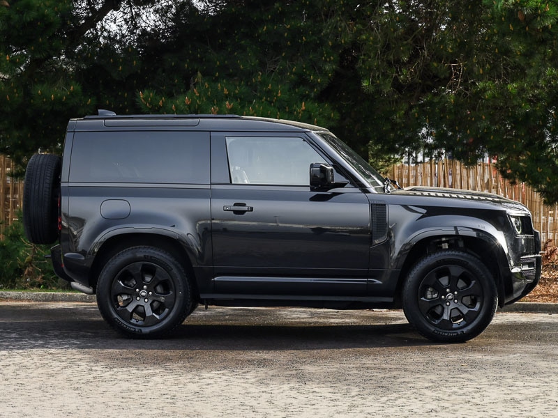 Used Land Rover Defender 2024 for sale - 78037221: Photo 4