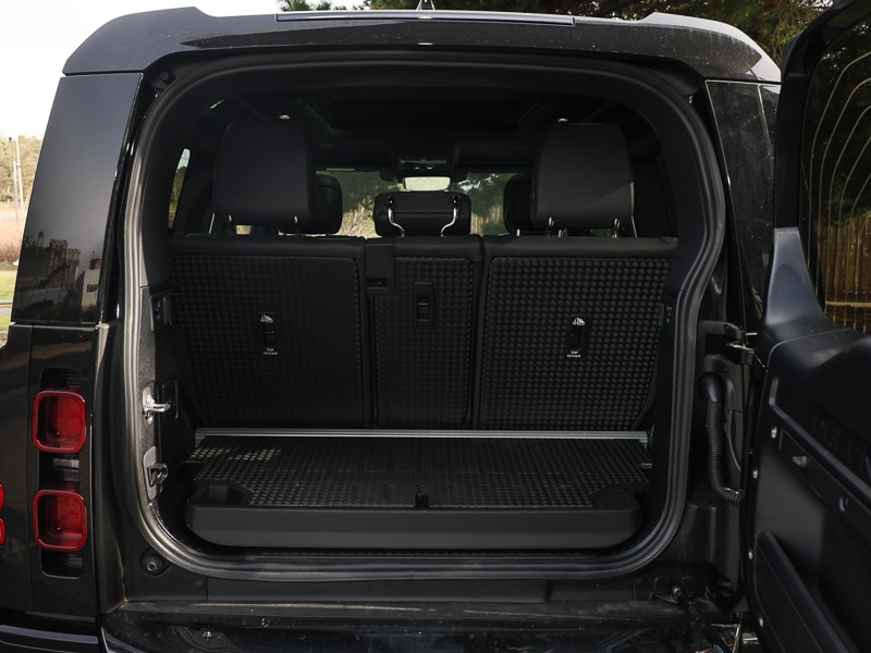 Used Land Rover Defender 2024 for sale - 78037221: Photo 8