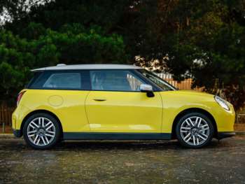 Used MINI Cooper 2024 for sale - 74109636: Photo