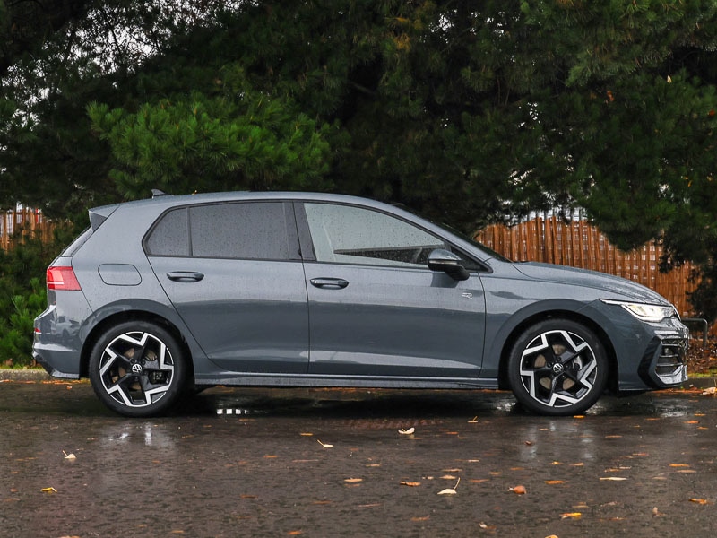 Used Volkswagen Golf 2025 for sale - 76560560: Photo 4