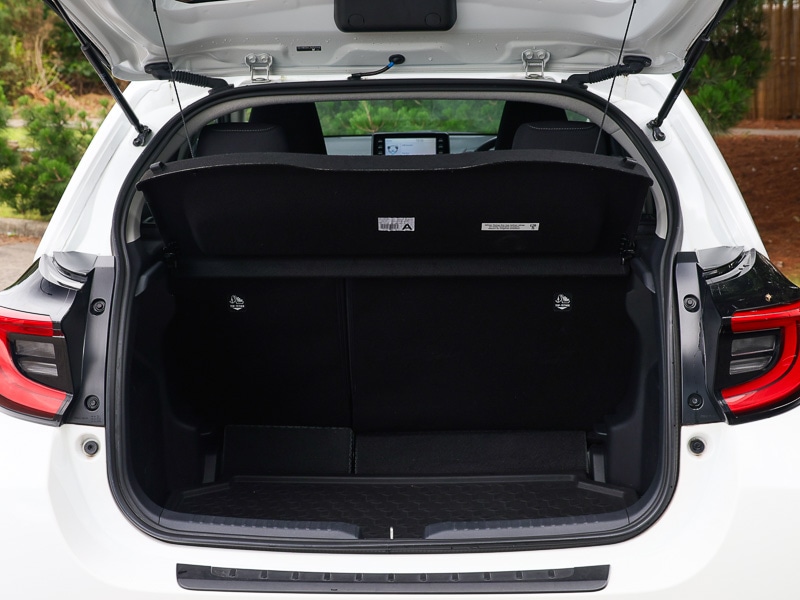 Used Toyota Yaris 2022 for sale - 76911907: Photo 8