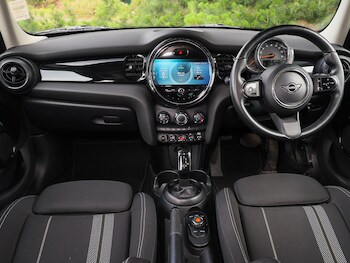 Used MINI Hatch 2021 for sale - 75725315: Photo