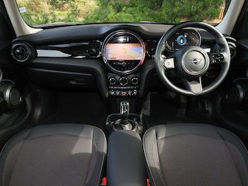 Used MINI Cooper 2023 for sale - 75668972: Photo
