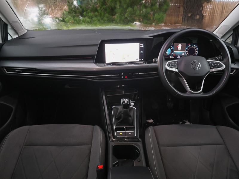 Used Volkswagen Golf 2023 for sale - 77278398: Photo 2