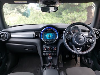 Used MINI Cooper 2019 for sale - 75583714: Photo
