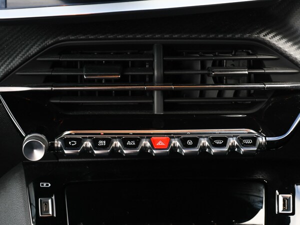 Used Peugeot 208 2021 for sale - 76135238: Photo 19