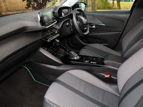 Used Peugeot 208 2021 for sale - 76135238: Photo 5