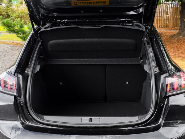 Used Peugeot 208 2021 for sale - 76135238: Photo 8