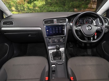 Used Volkswagen Golf 2018 for sale - 78957263: Photo