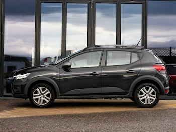 Used Dacia Sandero Stepway 2023 for sale - 79455120: Photo