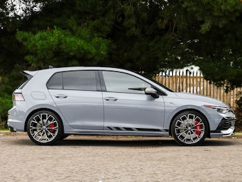 Used Volkswagen Golf 2025 for sale - 79025435: Photo