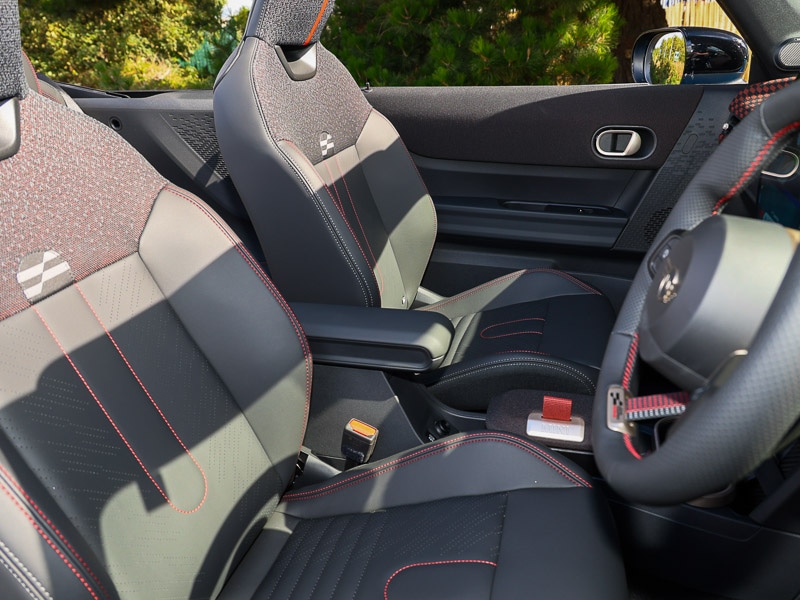 Used MINI Cooper 2025 for sale - 77201895: Photo 11