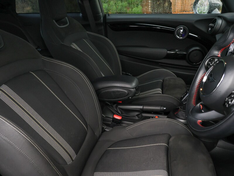 Used MINI Hatch 2018 for sale - 76397578: Photo 11