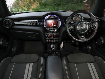 Used MINI Hatch 2018 for sale - 76397578: Photo