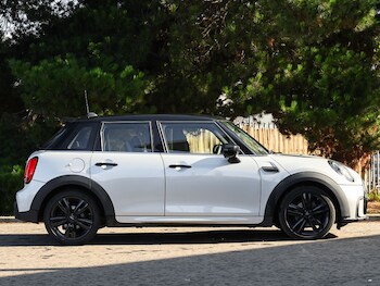 Used MINI Cooper 2022 for sale - 76116315: Photo