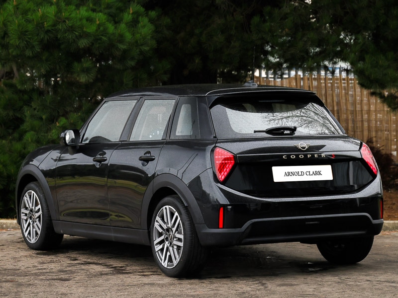 Used MINI Cooper 2025 for sale - 77343156: Photo 3