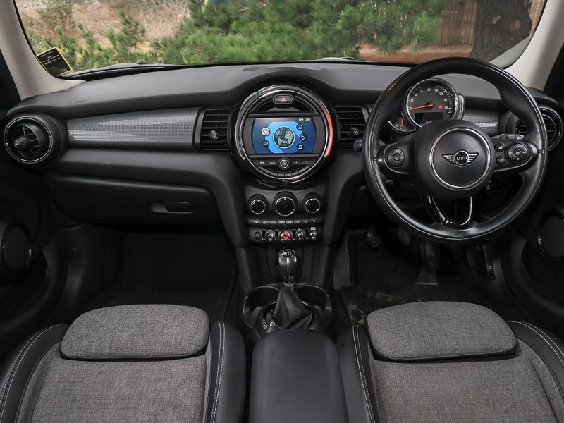 Used MINI Hatch 2018 for sale - 77424485: Photo 4