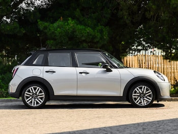 Used MINI Cooper 2025 for sale - 79214190: Photo