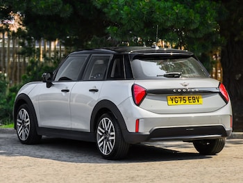 Used MINI Cooper 2025 for sale - 79214190: Photo
