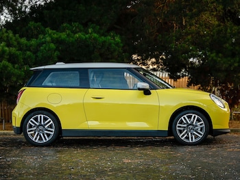 Used MINI Cooper 2024 for sale - 75591826: Photo