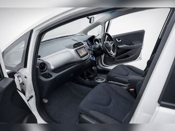 Used Honda Fit 2012 for sale - 77161030: Photo