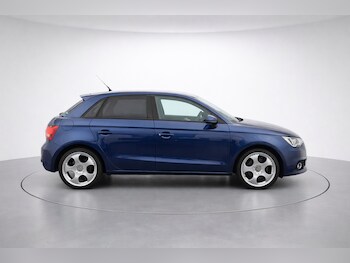 Used Audi A1 2013 for sale - 77311475: Photo