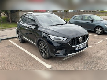 2023 (23) - 1.5 VTi-TECH Exclusive SUV 5dr Petrol Manual Euro 6 (s/s) (106 ps)