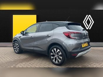 Used Renault Captur 2022 for sale - 78747797: Photo
