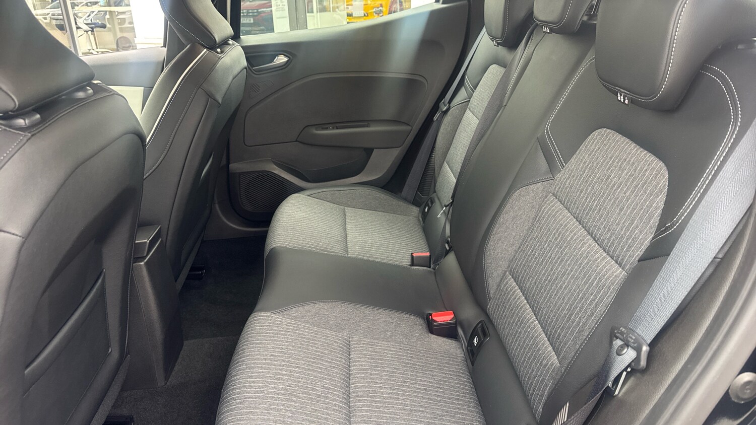 Used Renault Clio 2021 for sale - 76344534: Photo 16