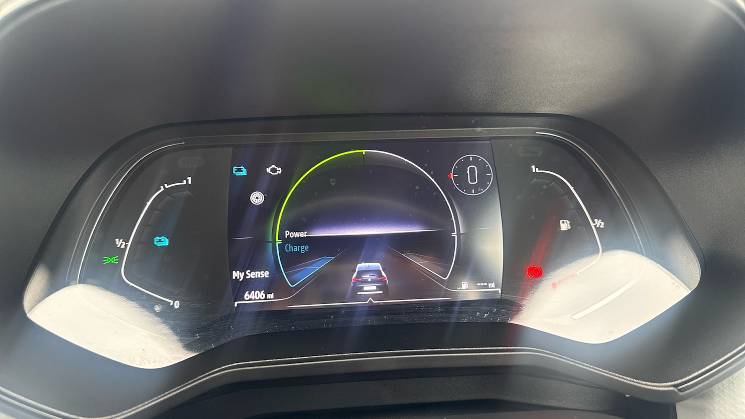 Used Renault Clio 2021 for sale - 76344534: Photo 18