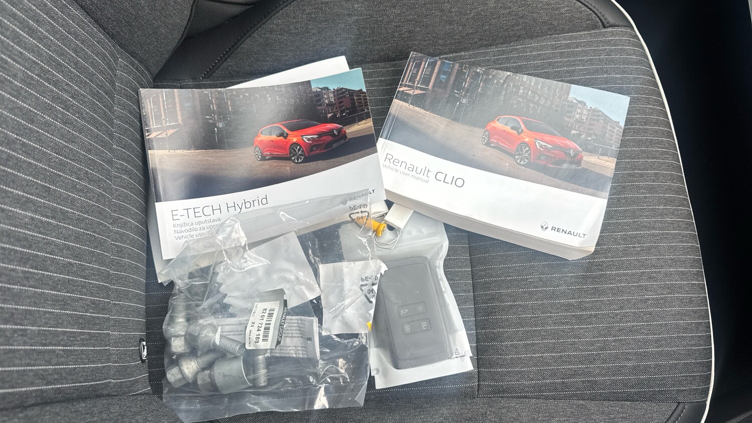 Used Renault Clio 2021 for sale - 76344534: Photo 19