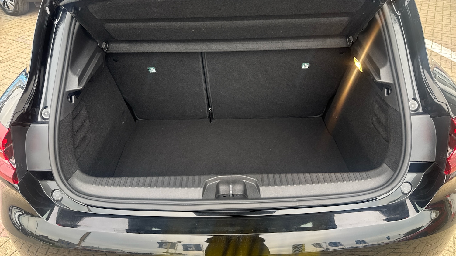 Used Renault Clio 2021 for sale - 76344534: Photo 4