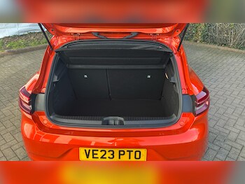 Used Renault Clio 2023 for sale - 78092518: Photo