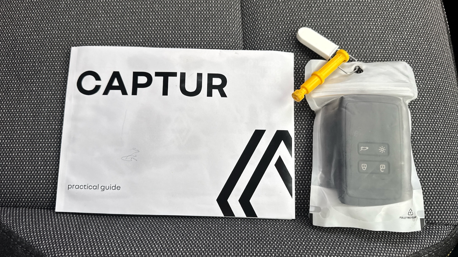 Used Renault Captur 2025 for sale - 76971103: Photo 19