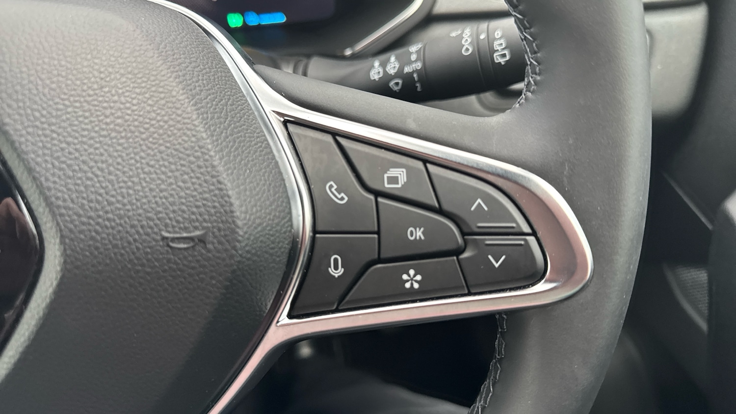 Used Renault Captur 2025 for sale - 76971103: Photo 25