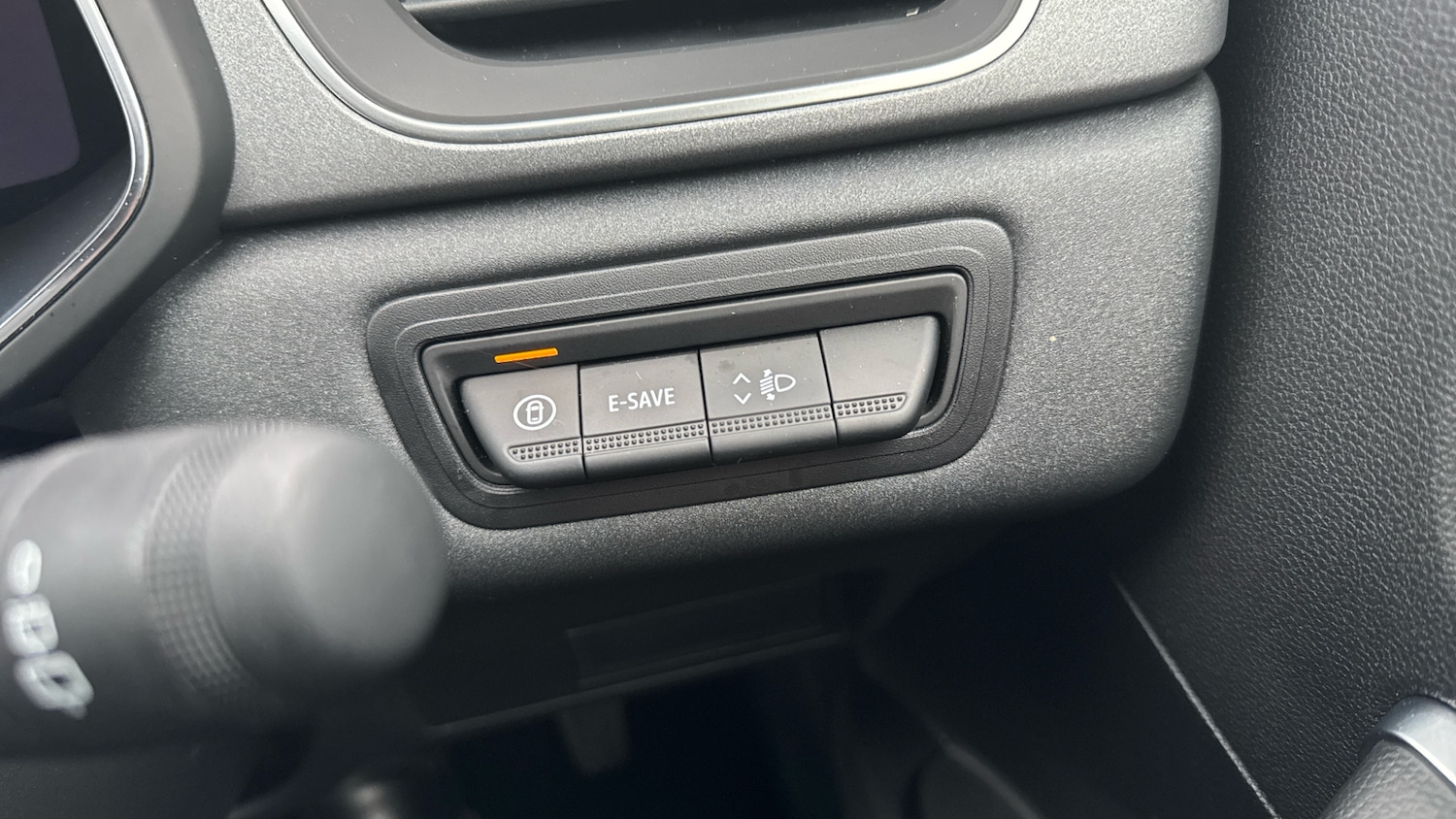 Used Renault Captur 2025 for sale - 76971103: Photo 33