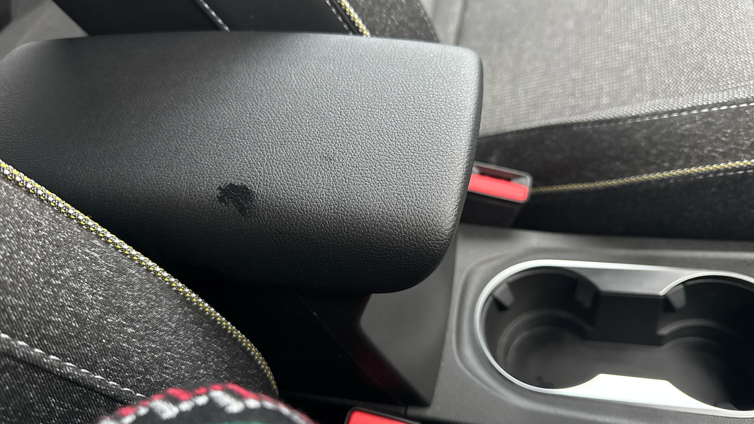 Used Renault Captur 2025 for sale - 76971103: Photo 35