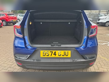 Used Renault Captur 2025 for sale - 76971103: Photo