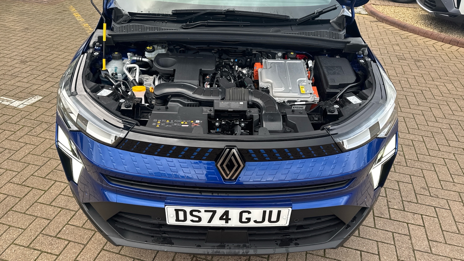 Used Renault Captur 2025 for sale - 76971103: Photo 8