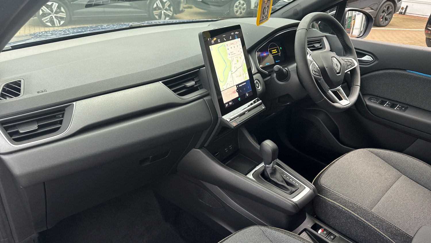 Used Renault Captur 2025 for sale - 76971103: Photo 9