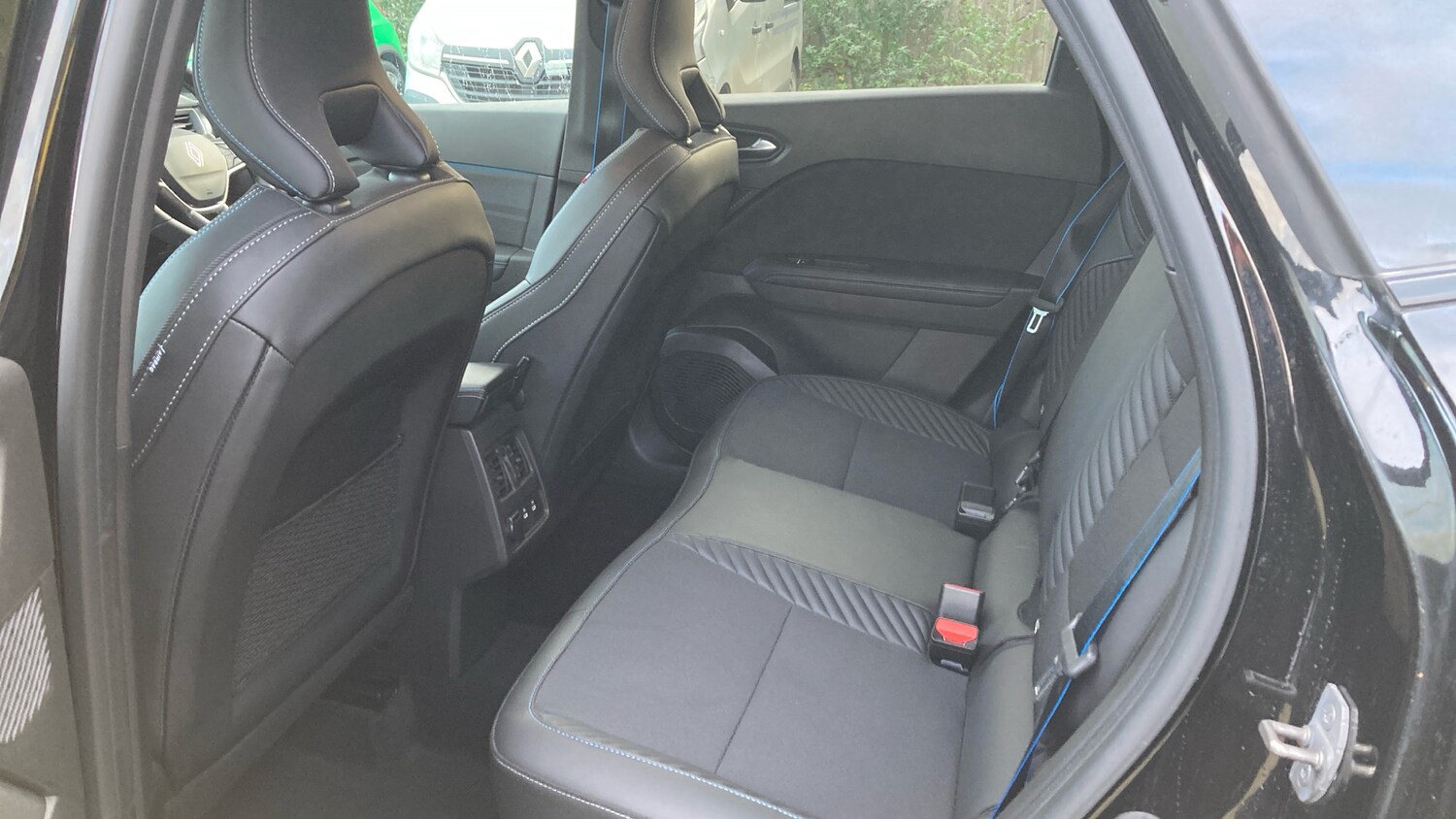 Used Renault Other 2024 for sale - 77490600: Photo 16