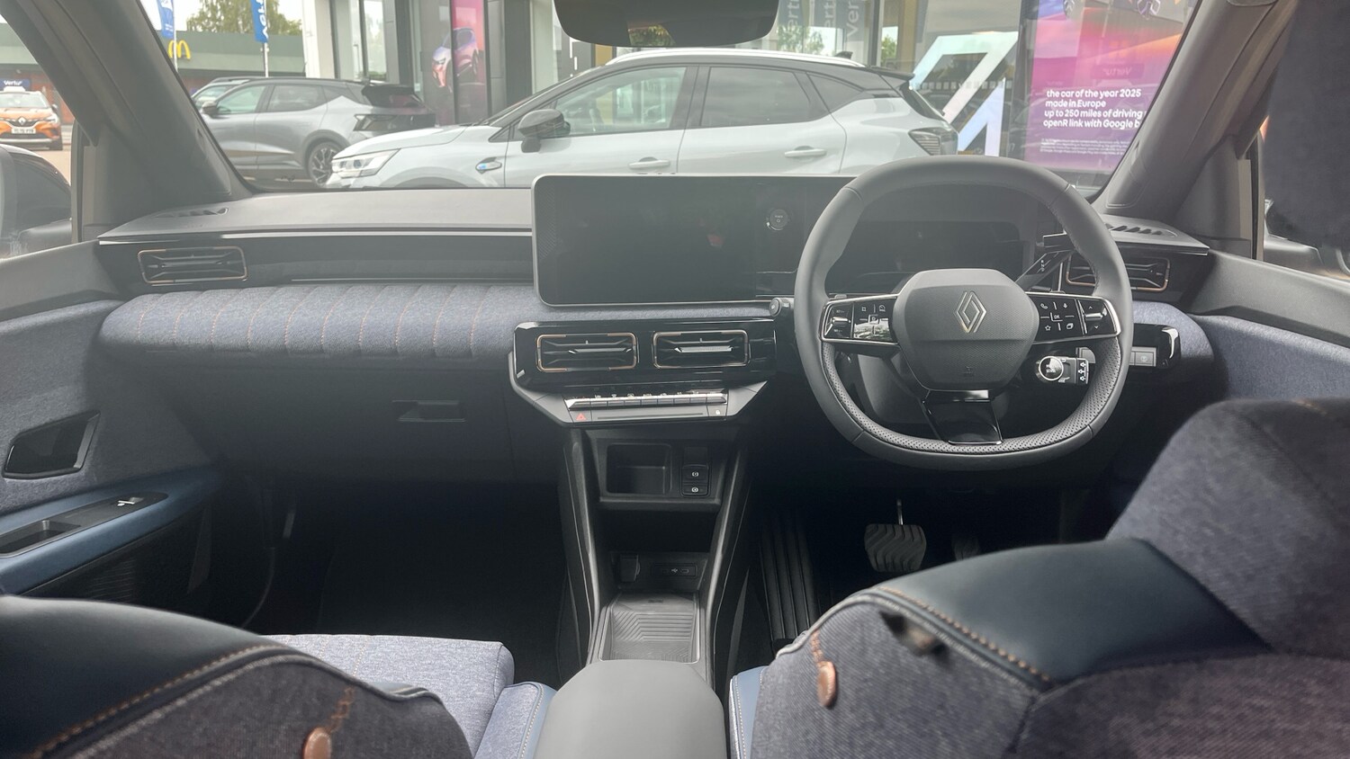 Used Renault 4 2025 for sale - 76831511: Photo 10