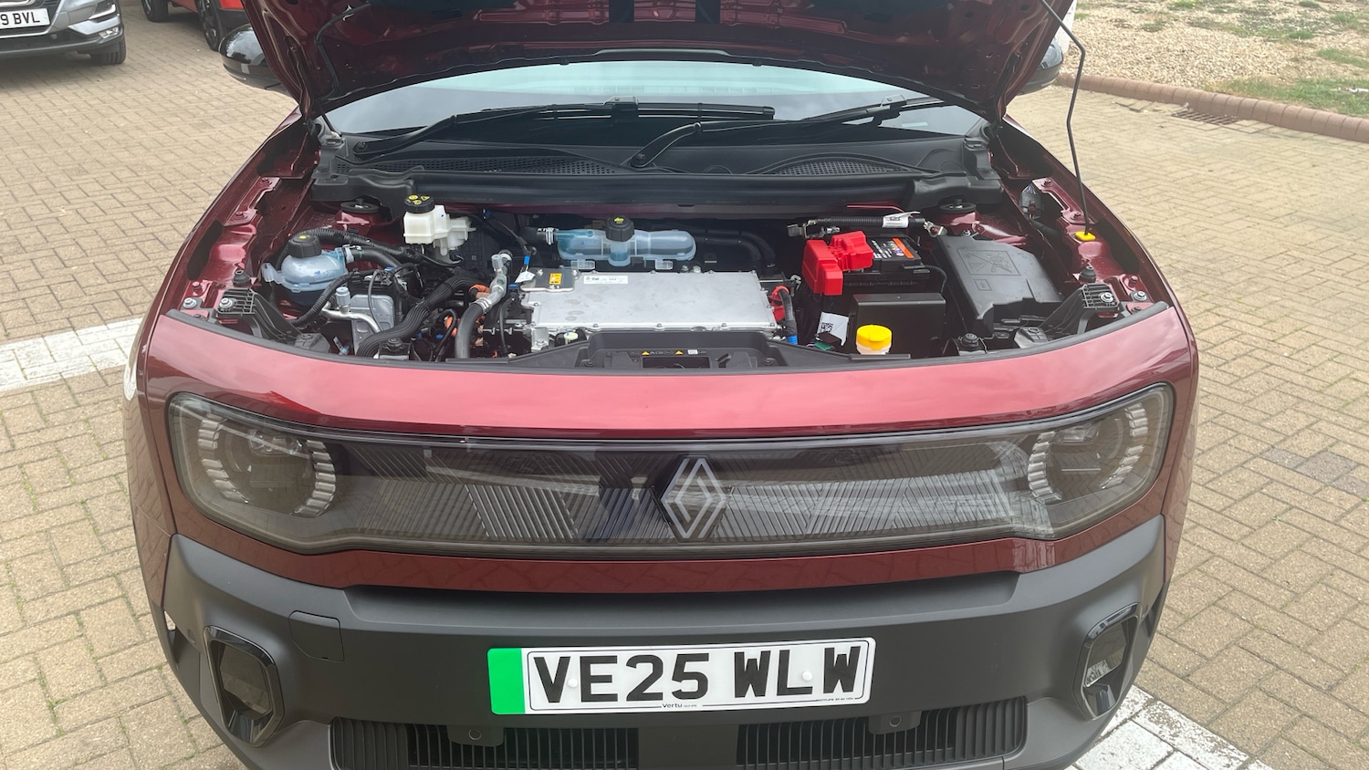 Used Renault 4 2025 for sale - 76831511: Photo 8