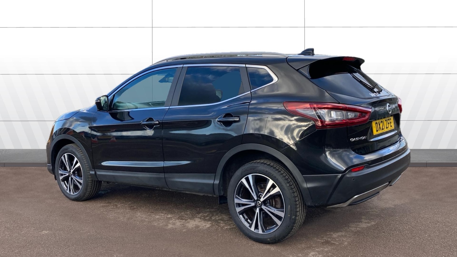 Used Nissan Qashqai 2021 for sale - 76611556: Photo 2