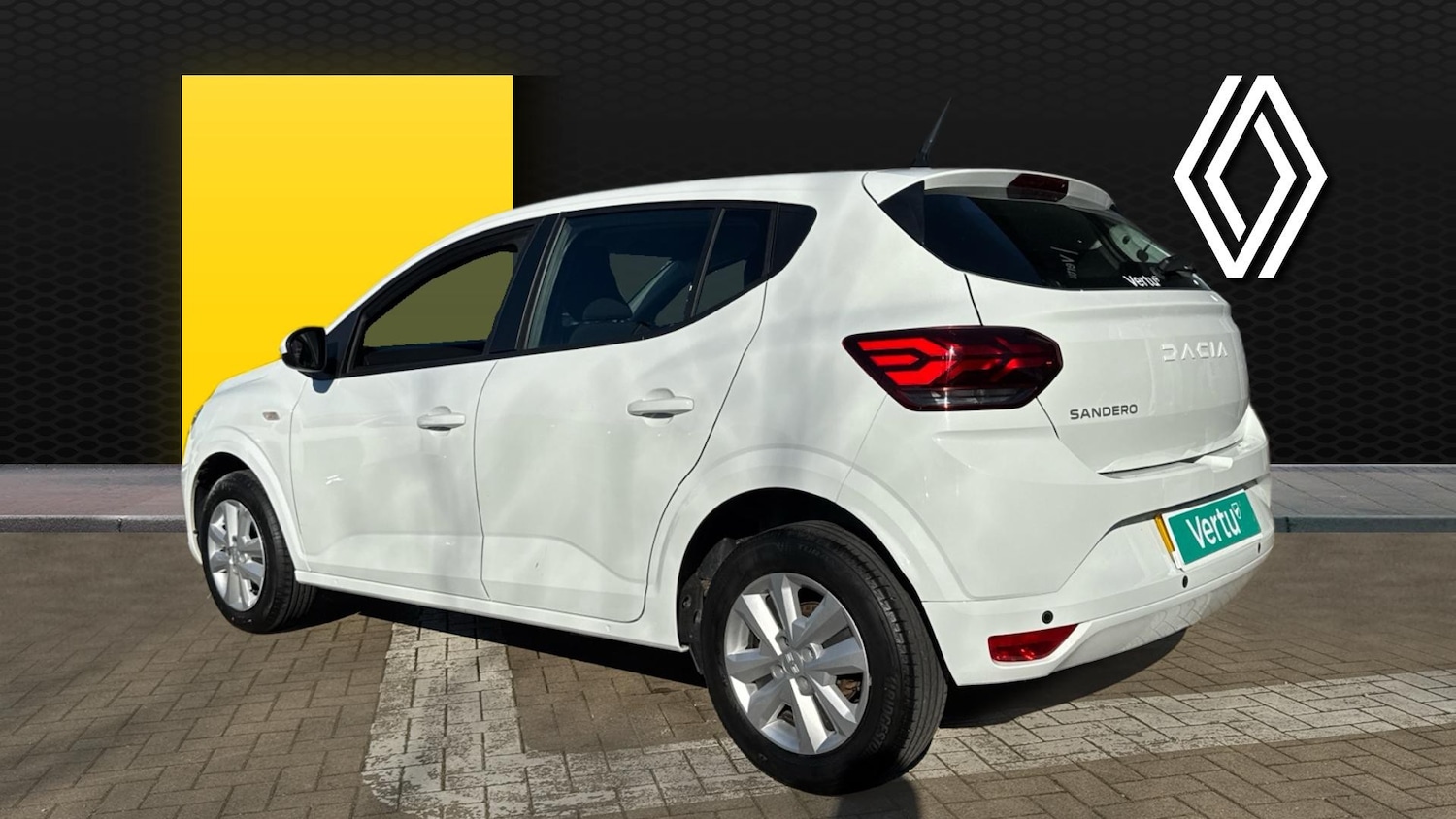 Used Dacia Sandero 2023 for sale - 78065011: Photo 2