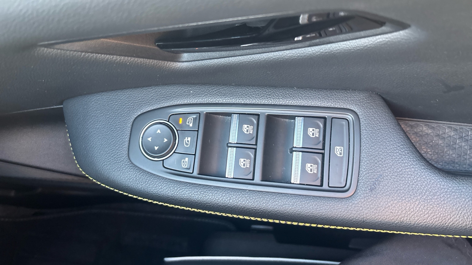 Used Renault Megane E Tech 2024 for sale - 76946710: Photo 24