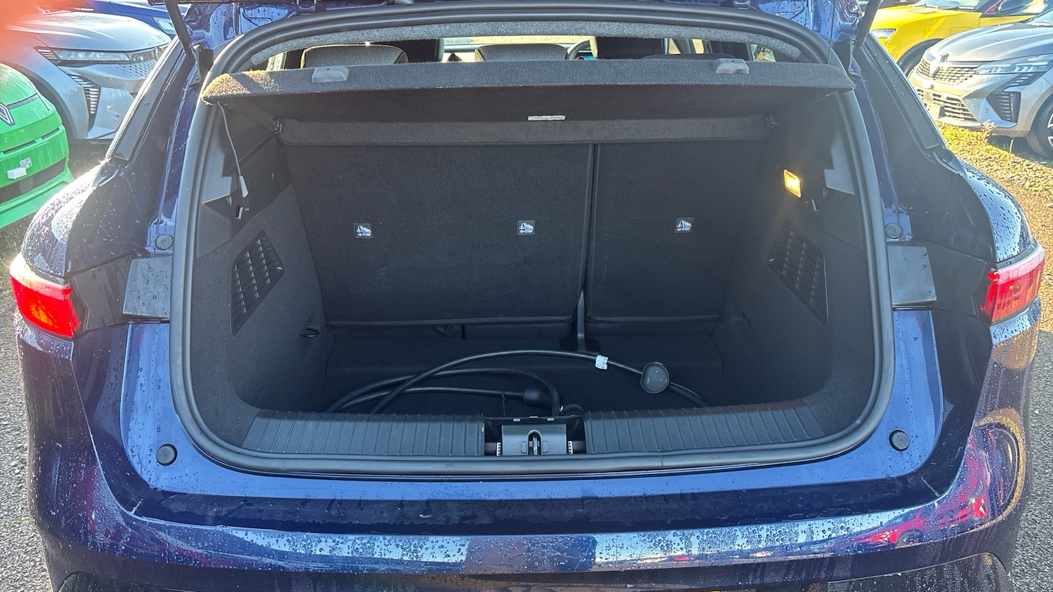 Used Renault Megane E Tech 2024 for sale - 76946710: Photo 4