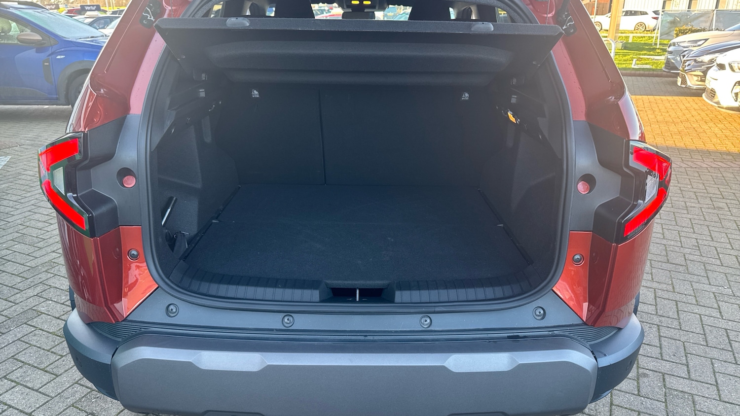 Used Dacia Duster 2025 for sale - 76831523: Photo 4