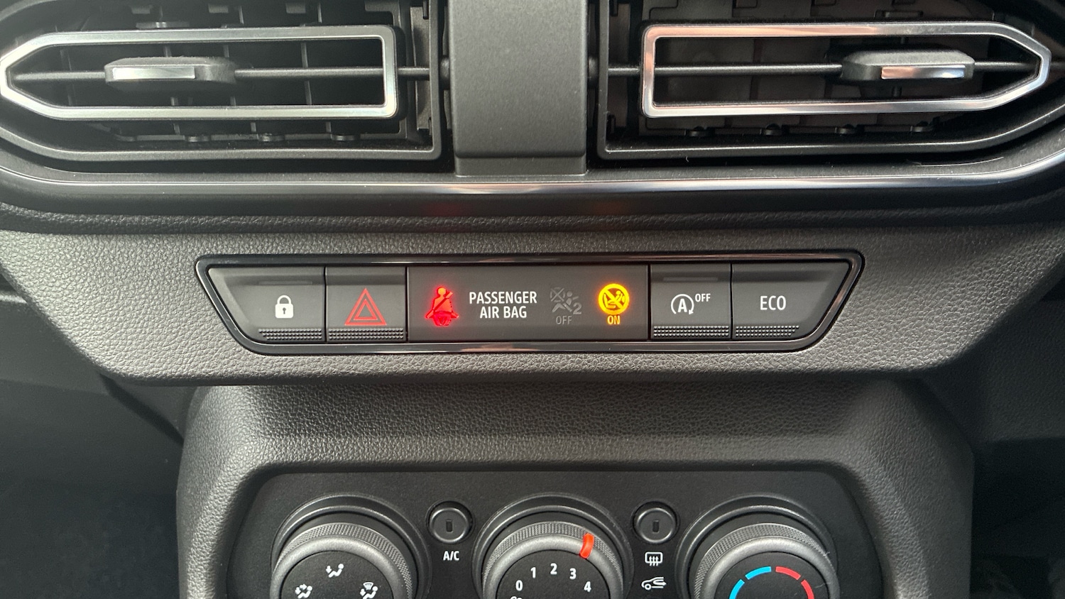 Used Dacia Sandero 2021 for sale - 77271309: Photo 25